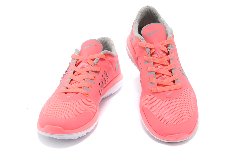 Les femmes Nike FS Lite Run chaussures de course rose libre (2)